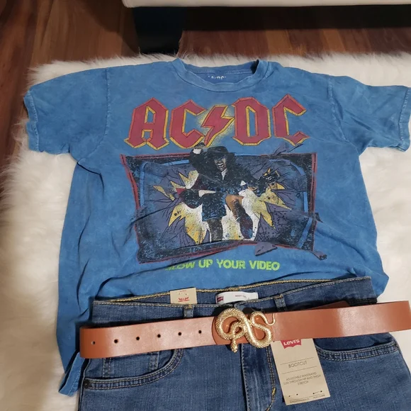 Bundle - Picture 1 of 4